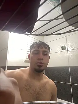 astoperaa online show from March 14, 2026, 11:43 pm