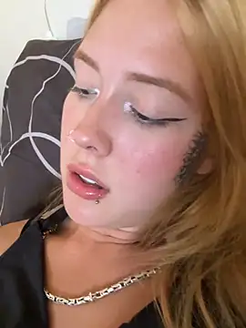 Ayla wiens online show from March 19, 2026, 5:39 pm