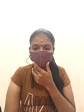 Tamil Yalini12 online show from October 3, 2025, 6:27 pm