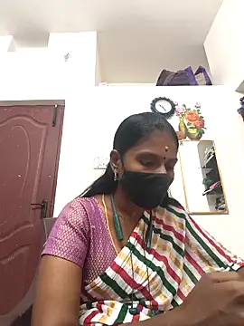 Snapshot of Tamil_Yalini12 chatting on May 9, 2026, 4:56 pm Tamil Yalini12 online show from May 9, 2026, 4:56 pm