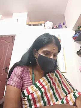 Snapshot of Tamil_Yalini12 chatting on May 27, 2026, 2:14 pm Tamil Yalini12 online show from May 27, 2026, 2:14 pm