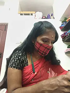Snapshot of Tamil_Yalini12 chatting on May 31, 2026, 6:20 pm Tamil Yalini12 online show from May 31, 2026, 6:20 pm