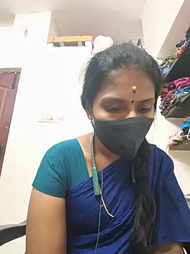 Snapshot of Tamil_Yalini12 chatting on June 11, 2026, 5:11 pm Tamil Yalini12 online show from June 11, 2026, 5:11 pm