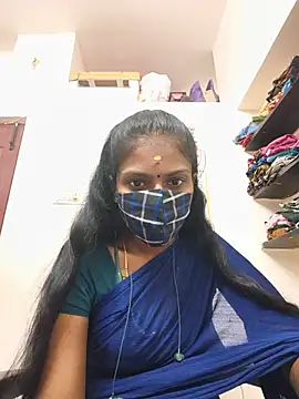 Snapshot of Tamil_Yalini12 chatting on June 22, 2026, 3:25 am Tamil Yalini12 online show from June 22, 2026, 3:25 am