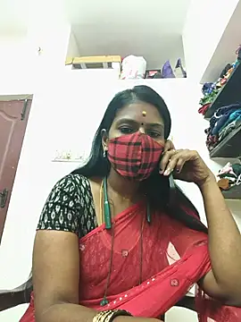 Snapshot of Tamil_Yalini12 chatting on June 28, 2026, 2:28 am Tamil Yalini12 online show from June 28, 2026, 2:28 am