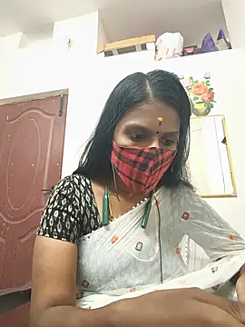 Snapshot of Tamil_Yalini12 chatting on June 29, 2026, 12:38 pm Tamil Yalini12 online show from June 29, 2026, 12:38 pm
