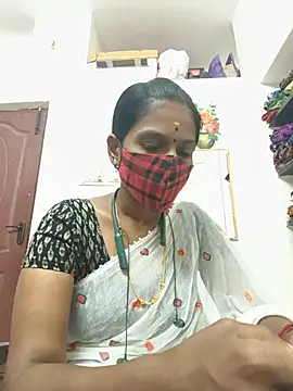 Snapshot of Tamil_Yalini12 chatting on June 30, 2026, 3:51 am Tamil Yalini12 online show from June 30, 2026, 3:51 am