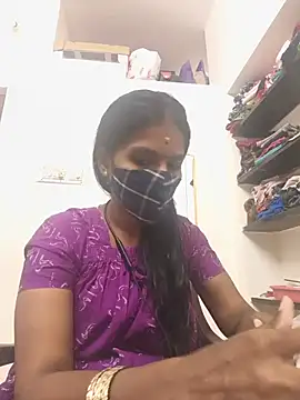 Snapshot of Tamil_Yalini12 chatting on July 11, 2026, 11:24 am Tamil Yalini12 online show from July 11, 2026, 11:24 am