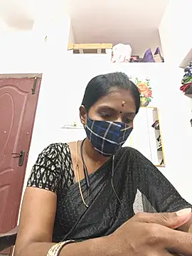 Snapshot of Tamil_Yalini12 chatting on July 13, 2026, 5:49 pm Tamil Yalini12 online show from July 13, 2026, 5:49 pm