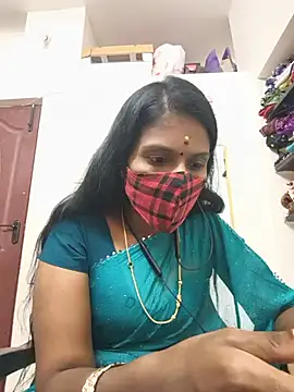 Snapshot of Tamil_Yalini12 chatting on July 14, 2026, 5:51 pm Tamil Yalini12 online show from July 14, 2026, 5:51 pm