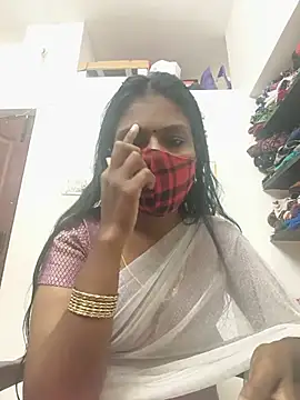Snapshot of Tamil_Yalini12 chatting on July 16, 2026, 2:17 am Tamil Yalini12 online show from July 16, 2026, 2:17 am