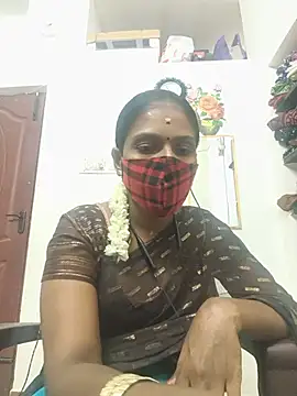 Snapshot of Tamil_Yalini12 chatting on July 18, 2026, 5:06 pm Tamil Yalini12 online show from July 18, 2026, 5:06 pm