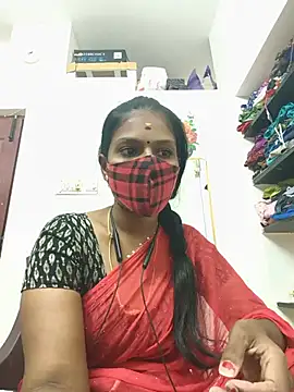 Snapshot of Tamil_Yalini12 chatting on July 24, 2026, 7:06 am Tamil Yalini12 online show from July 24, 2026, 7:06 am