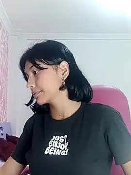 xoxo milk online show from February 20, 2026, 6:30 pm