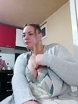 Snapshot of Mommygetnaughty chatting on November 26, 2025, 10:33 pm Mommygetnaughty online show from November 26, 2025, 10:33 pm