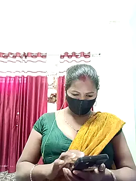 Snapshot of School_medam chatting on November 11, 2025, 4:45 am School medam online show from November 11, 2025, 4:45 am