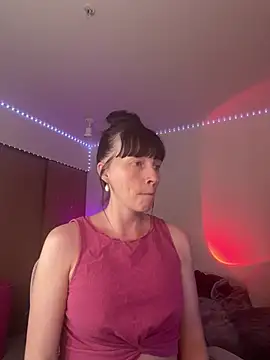 Snapshot of MaciiMayy chatting on July 16, 2026, 11:00 pm MaciiMayy online show from July 16, 2026, 11:00 pm