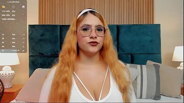 Snapshot of Amber_kiss_ chatting on May 11, 2026, 7:00 pm Amber kiss online show from May 11, 2026, 7:00 pm