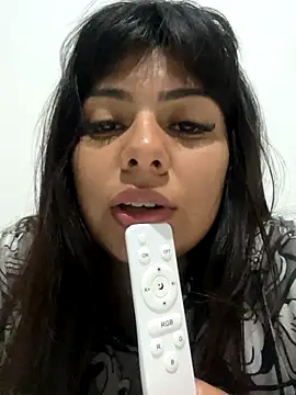 Snapshot of Bulma04 chatting on November 20, 2025, 11:15 pm Bulma04 online show from November 20, 2025, 11:15 pm