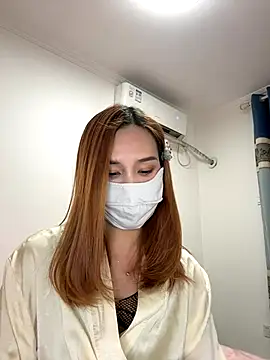 Snapshot of skys777 chatting on December 3, 2025, 11:52 am skys777 online show from December 3, 2025, 11:52 am