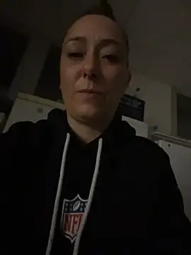 Reine du Vice84 online show from March 1, 2026, 3:30 am