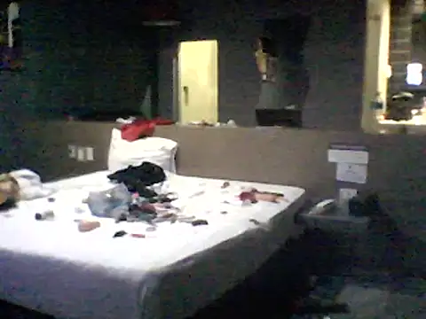 transreyna online show from February 21, 2025, 12:28 pm