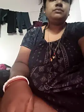 Snapshot of Deborbhavi222 chatting on May 4, 2026, 4:08 am Deborbhavi222 online show from May 4, 2026, 4:08 am