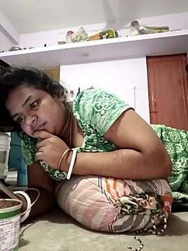 Snapshot of Deborbhavi222 chatting on May 7, 2026, 11:15 am Deborbhavi222 online show from May 7, 2026, 11:15 am