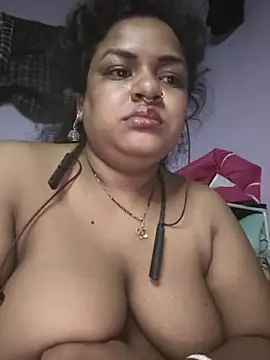 Snapshot of Deborbhavi222 chatting on June 7, 2026, 10:13 pm Deborbhavi222 online show from June 7, 2026, 10:13 pm