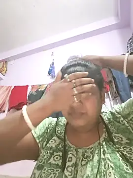 Snapshot of Deborbhavi222 chatting on July 18, 2026, 5:50 pm Deborbhavi222 online show from July 18, 2026, 5:50 pm