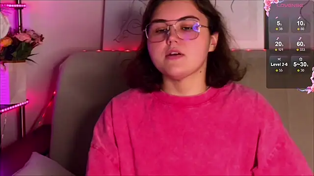  online show from October 12, 2025, 8:57 am