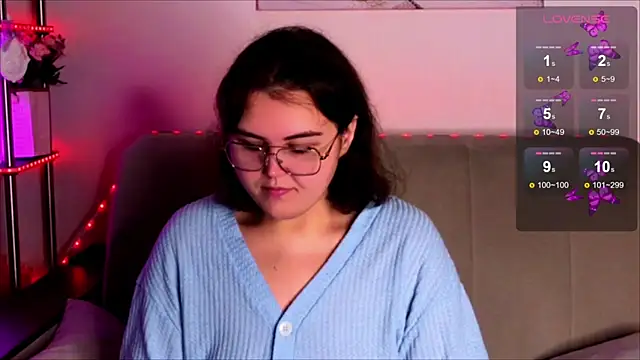  online show from November 12, 2025, 4:02 am