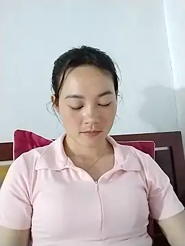 dorothyxx online show from April 26, 2026, 1:42 pm