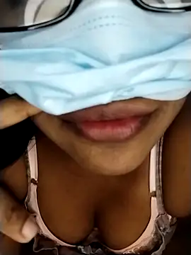 sexybolegirl online show from March 12, 2026, 6:03 pm