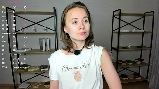 Snapshot of Crysta1Eva_ chatting on July 4, 2026, 7:31 pm Crysta1Eva online show from July 4, 2026, 7:31 pm