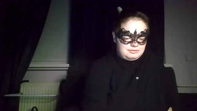 Snapshot of Katy2323 chatting on October 6, 2025, 7:11 pm Katy2323 online show from October 6, 2025, 7:11 pm