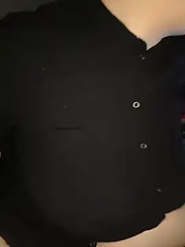 Snapshot of Katy2323 chatting on October 17, 2025, 7:05 pm Katy2323 online show from October 17, 2025, 7:05 pm