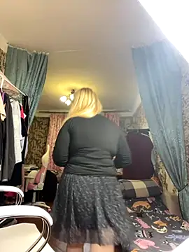 Sweet-blonde online show from September 23, 2025, 10:07 am