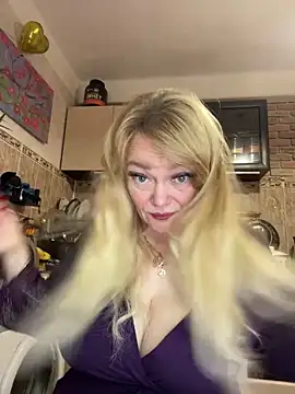 Sweet-blonde online show from October 10, 2025, 11:15 pm