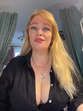 Sweet-blonde online show from April 27, 2026, 2:26 pm
