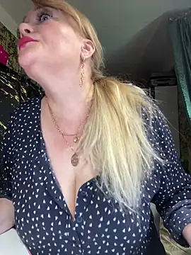 Sweet-blonde online show from July 15, 2026, 8:58 pm