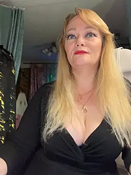Sweet-blonde online show from July 21, 2026, 10:34 pm