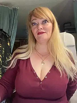 Sweet-blonde online show from August 2, 2026, 9:24 pm