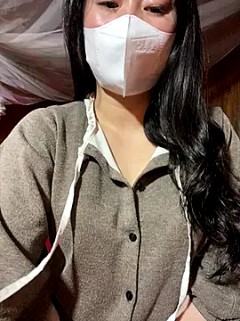 violet-00 online show from January 8, 2026, 10:17 am