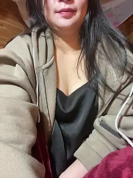 violet-00 online show from January 10, 2026, 1:40 am