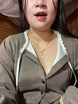 violet-00 online show from January 19, 2026, 1:20 am