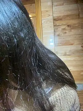 violet-00 online show from February 25, 2026, 1:48 am