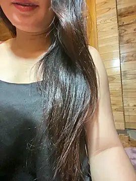 Snapshot of violet-00 chatting on May 28, 2026, 2:53 am violet-00 online show from May 28, 2026, 2:53 am