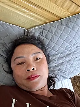 Snapshot of xuxulovezz chatting on November 18, 2025, 1:55 am xuxulovezz online show from November 18, 2025, 1:55 am