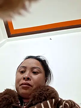 Snapshot of xuxulovezz chatting on November 28, 2025, 11:13 am xuxulovezz online show from November 28, 2025, 11:13 am